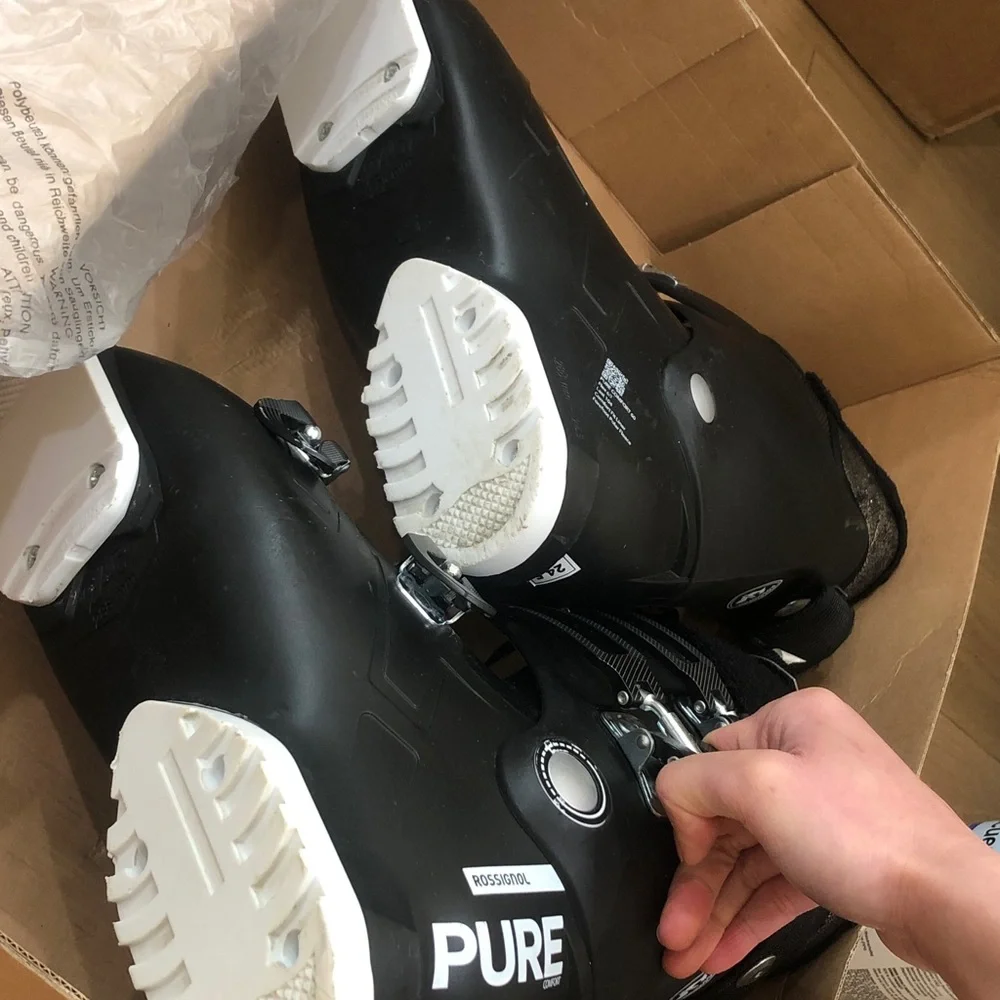 Rossignol Pure Comfort 60 Ski Boots Size 6